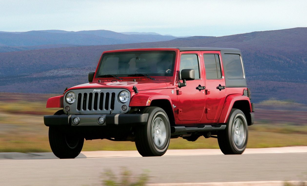 Недостатки джип. Jeep Wrangler 2015. Автомобиль джип Джерри.