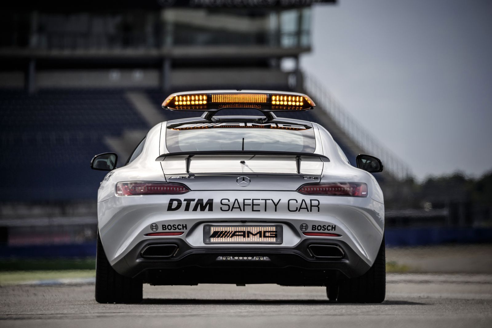 Из «Формулы 1» в Чемпионат DTM Mercedes-AMG GT S..