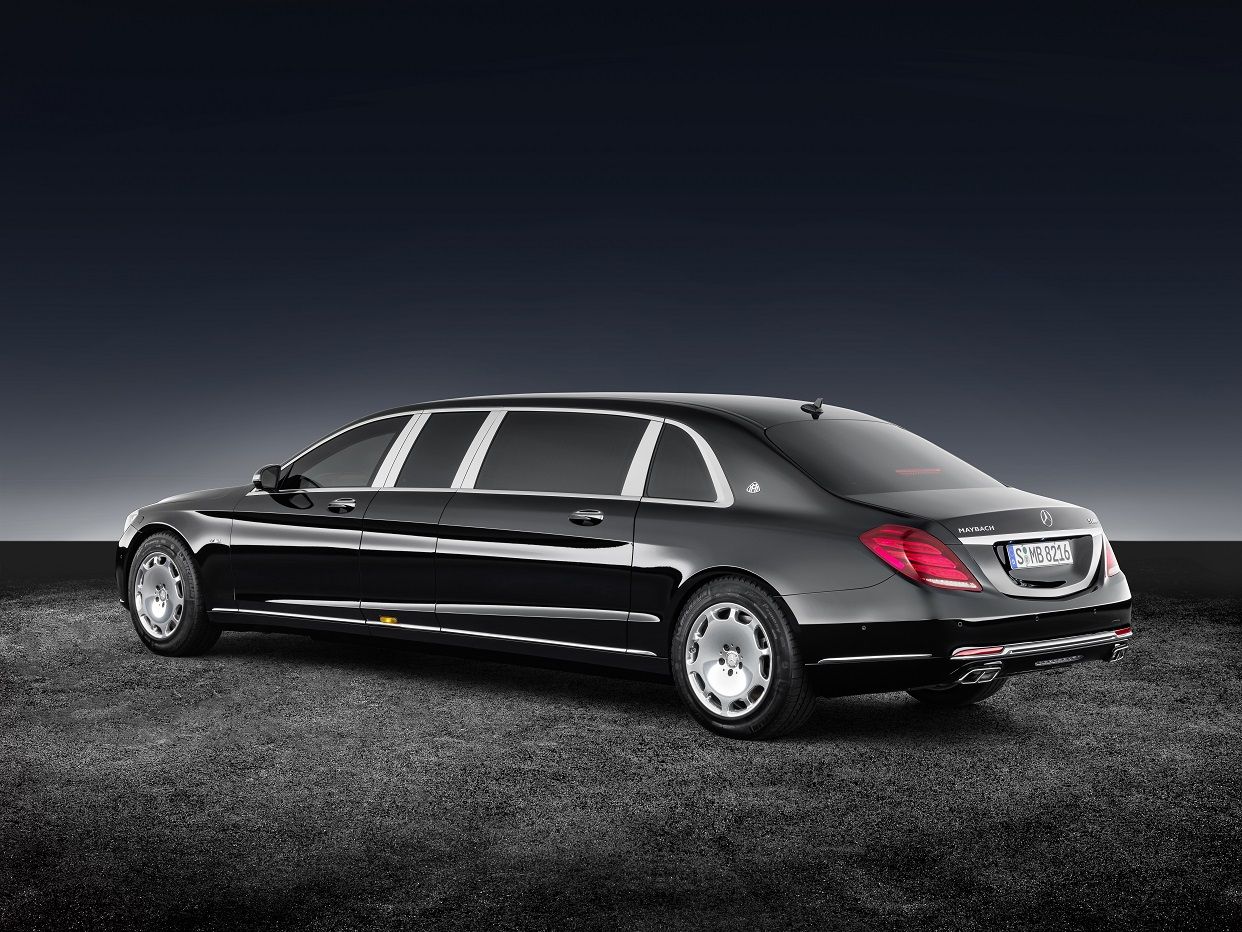 В Париже представят бронированный лимузин Mercedes-Maybach S600 Pullman  Guard