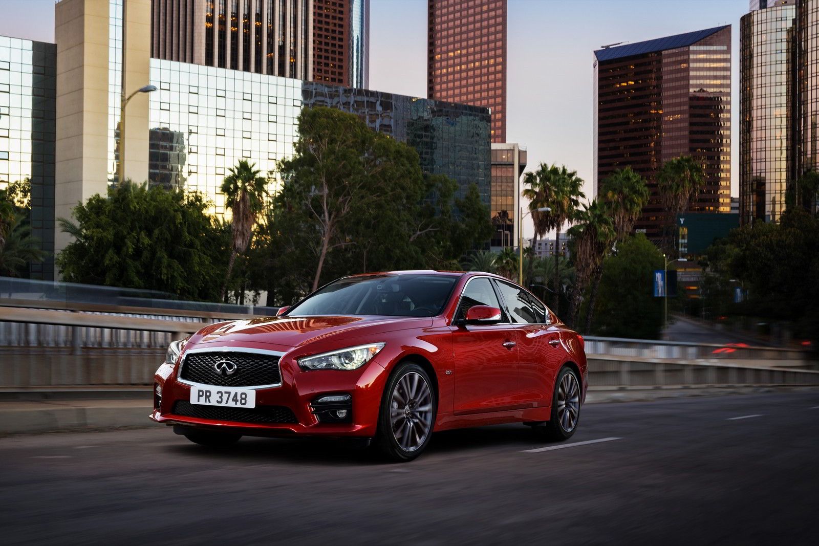 Представлен спорт-седан Infiniti Q50 2016 модельного года.