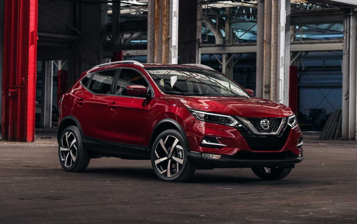 Nissan отзывает почти 700 тысяч кроссоверов X-Trail