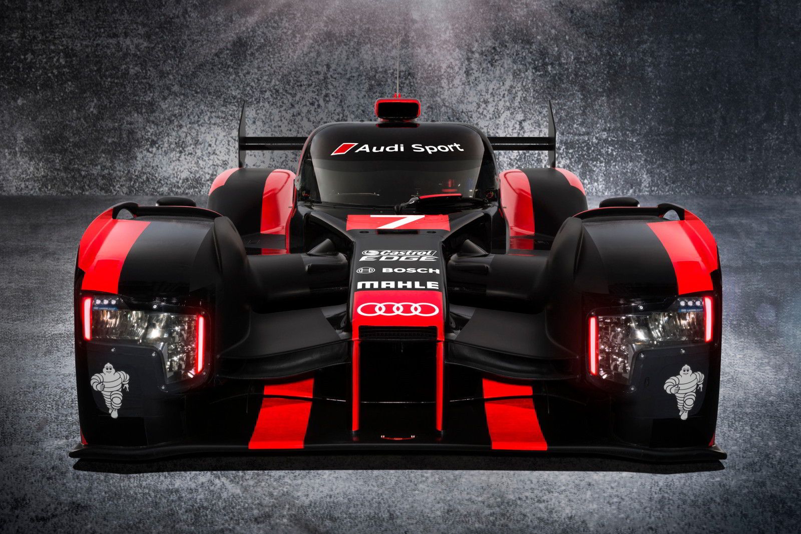 Audi r18 e tron