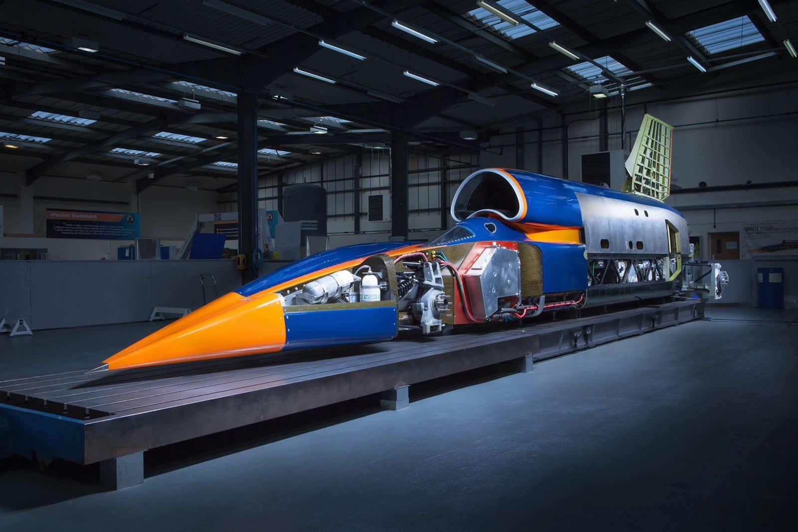 Сверхзвуковой автомобиль Bloodhound SSC.