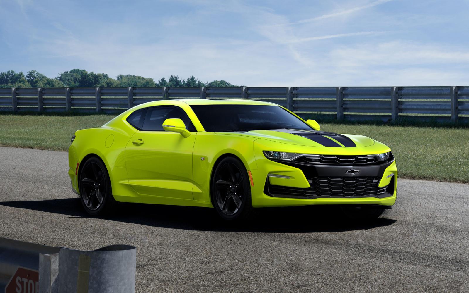 Chevrolet Camaro 2021 Р¶РµР»С‚С‹Р№