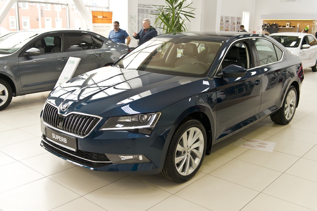 Гордость компании. SKODA SUPERB