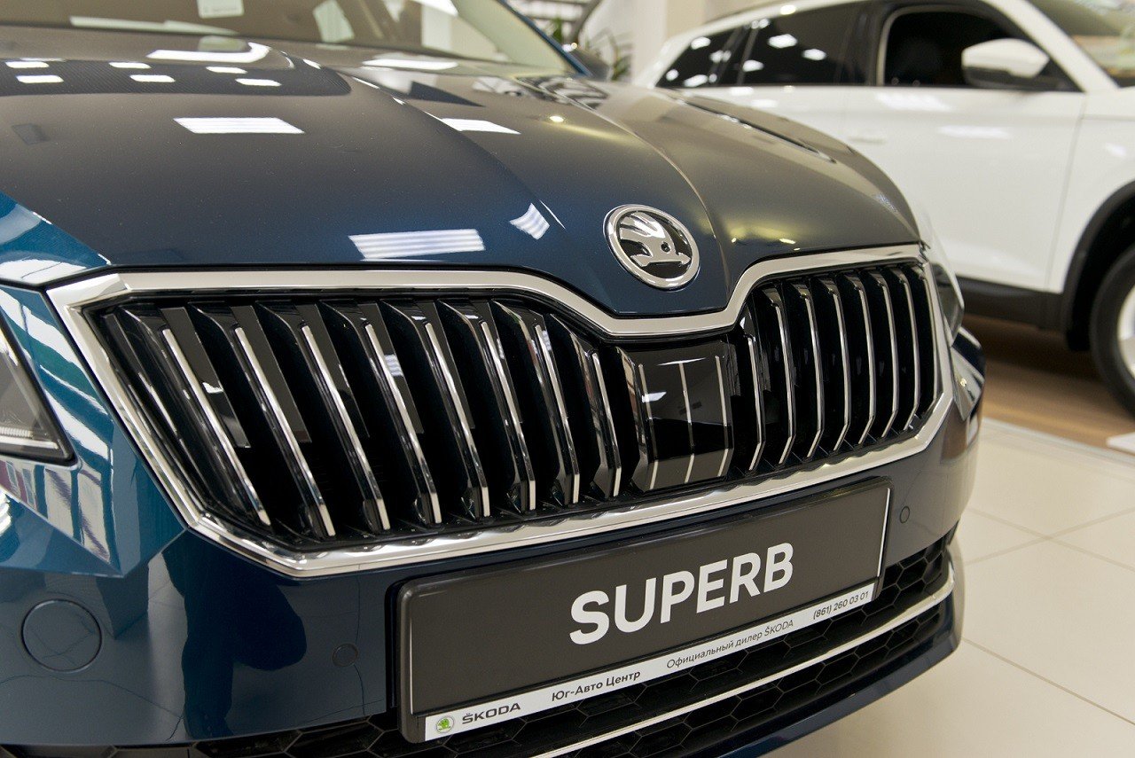 Гордость компании. SKODA SUPERB